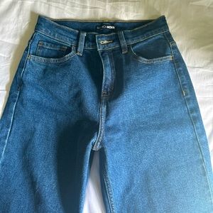 Fashion Nova Boyfriend jeans. Mid rise